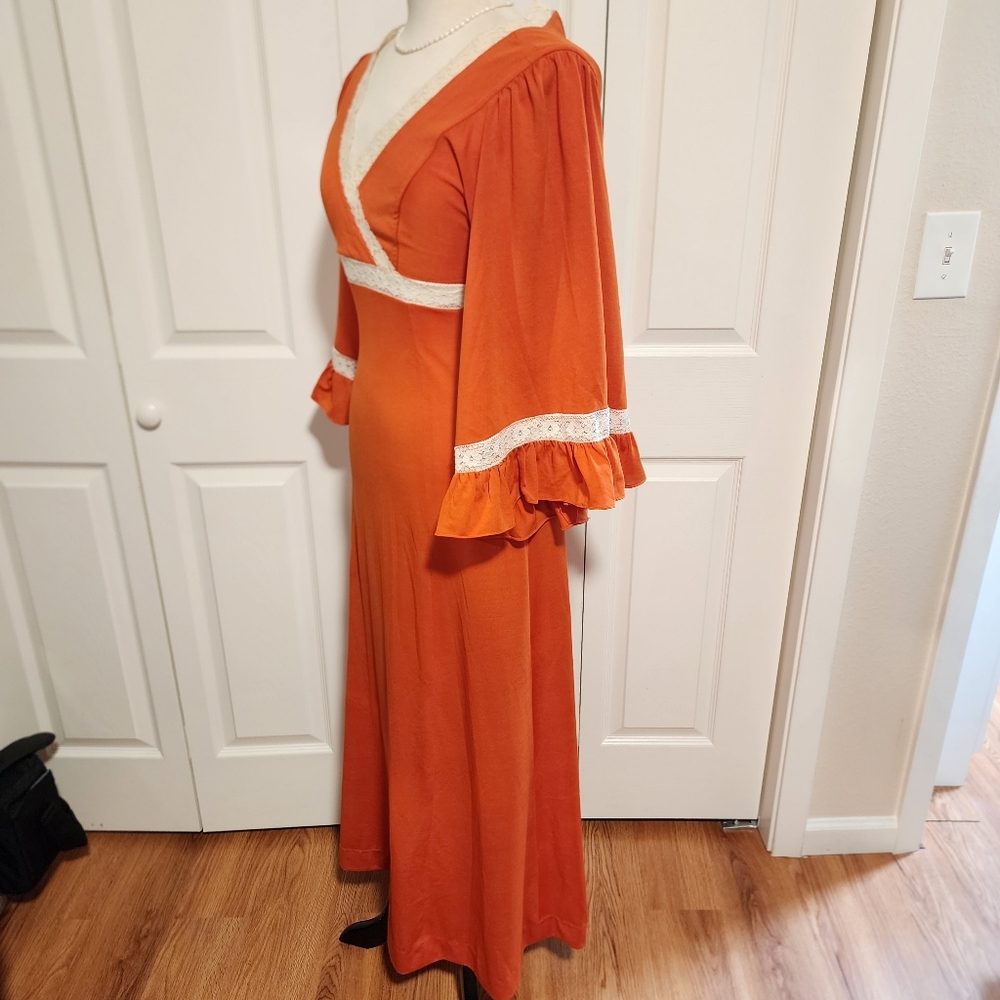 Vintage Rust & Cream Empire Wasit Prairie Lace Ruffle Bell Sleeved Dress - Picture 12 of 16